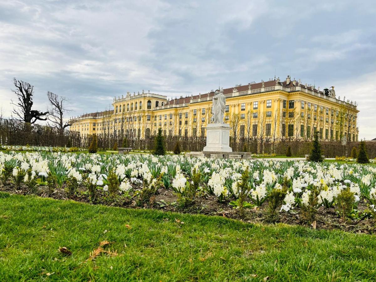 Lovely Nest! Just Beside Schoenbrunn Palace And Zoo! Vienna Exterior photo